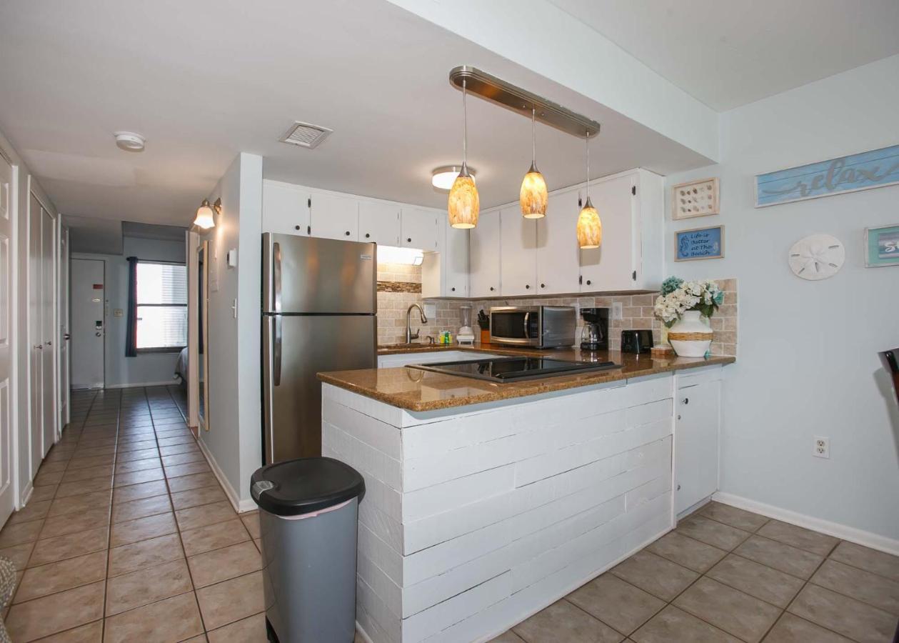 Island Winds West 477 By Albvr - Beachfront, Updated & Beautiful! Just Steps To The Beach & Hangout! Gulf Shores Exterior foto